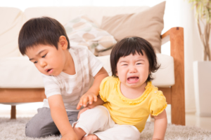 なぜ？兄弟の仲が悪い・話さない原因。不仲は親のせい？仲良し兄弟の育て方 | kosodate LIFE（子育てライフ）
