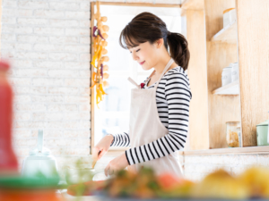 日曜日の夕飯作りがめんどくさい！簡単手抜きメニューと便利サービス