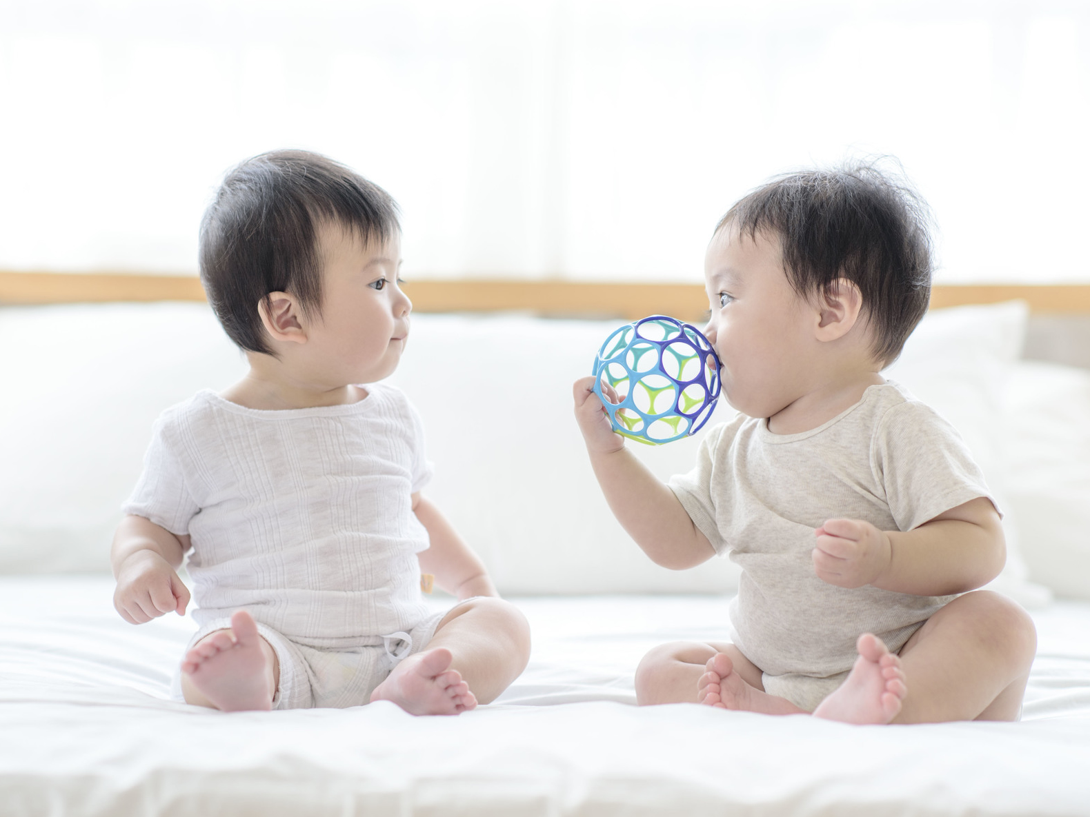 妊娠検査薬は陰性。でも生理がこない。検査が早すぎ・双子妊娠の可能性も【医師監修】