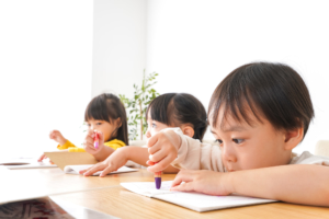 3歳の子どもたち