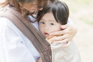 赤ちゃんの口の周りのブツブツ湿疹が治らない！早く治す方法は？【医師監修】