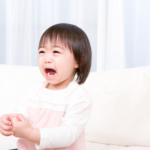 子どもが手首を痛がる