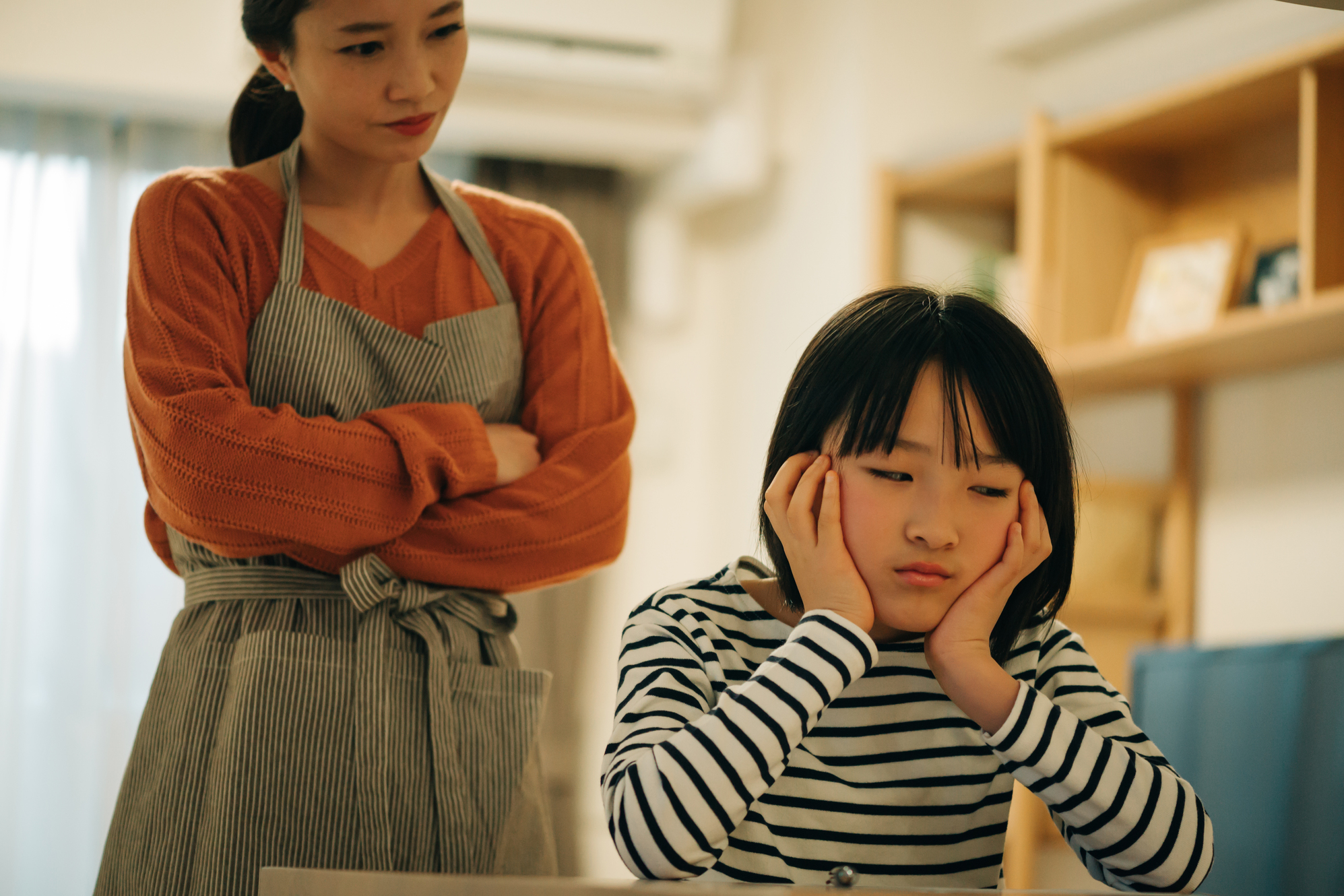 子どもの宿題をみるのがストレス！イライラしない教え方&自分から勉強するようになる方法