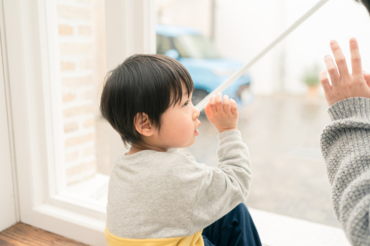 【医師監修】3歳児が喋らない原因。何か障害がある？癇癪や奇声を出すことも