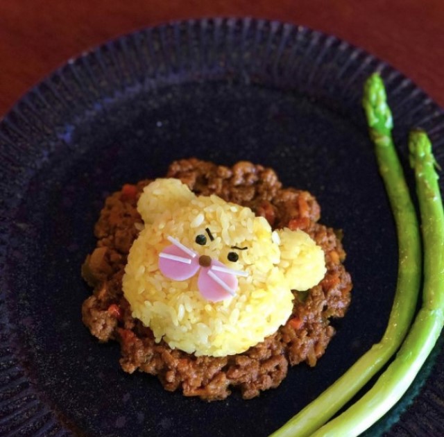 子どもが喜ぶカレー盛り付け