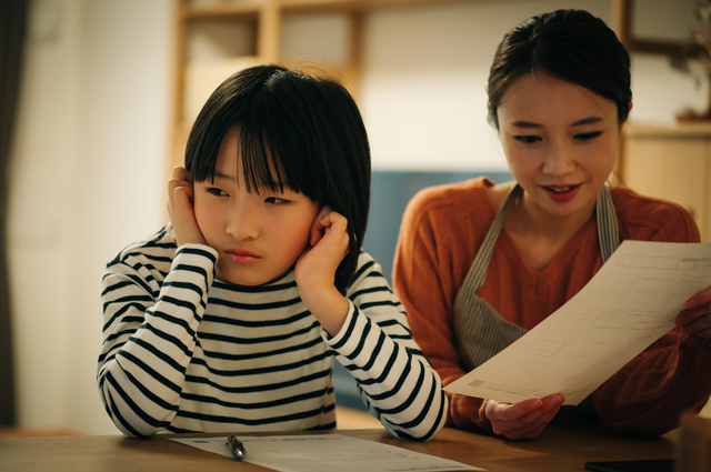 小学生　反抗期