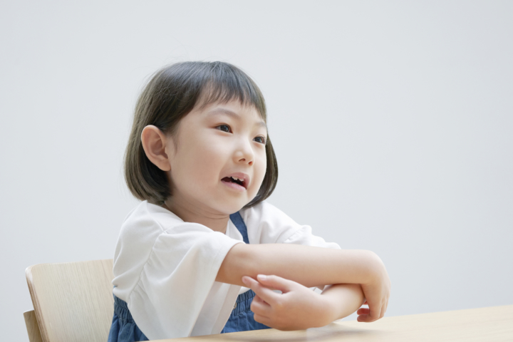 子どもが「痒がるけど、何もない」湿疹はない…乾燥・皮膚そう痒症かも