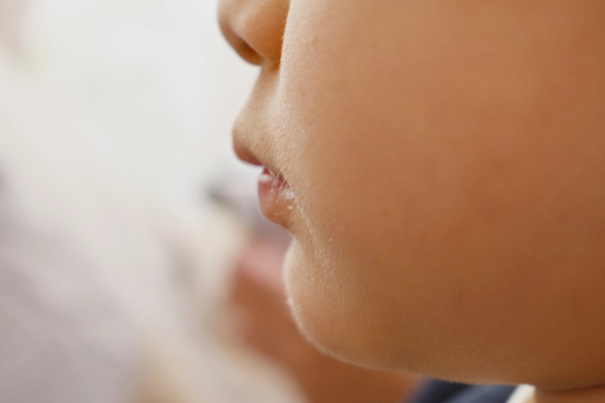 子どもの出っ歯はいつから分かる？自然に治るの？放置するとどうなる？