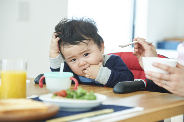 ご飯を嫌がる子ども