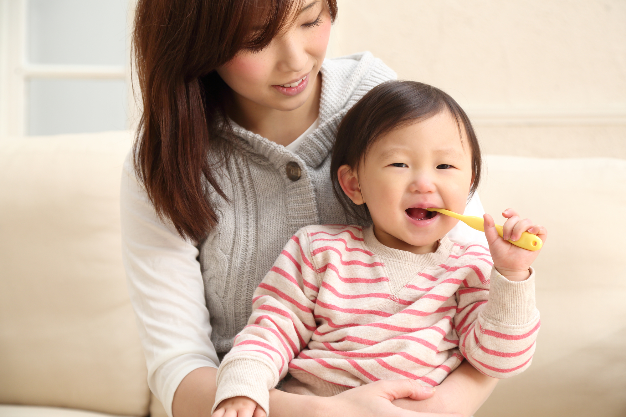 なぜ？「歯が生えるのが遅い」原因。発達障害・栄養不足と関係ある？受診の目安は？