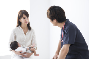 1ヶ月健診に付き添いがいない場合の行き方。抱っこ？ベビーカー？