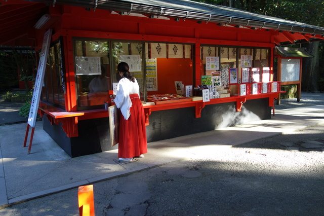 神社　社務所