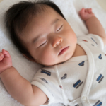眠る赤ちゃん