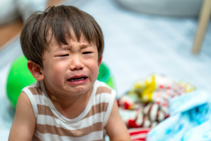 子どもの夜驚症がうるさい…どう対応すればいい？原因と治し方。なりやすいのはどんな子？