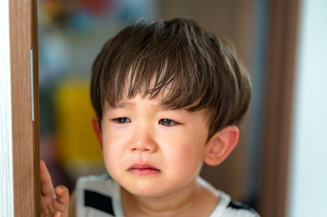 泣きそうな子ども