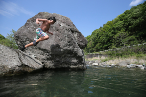 【群馬】川遊びの穴場スポット10選！綺麗な川で大人も楽しめる｜幼児OK